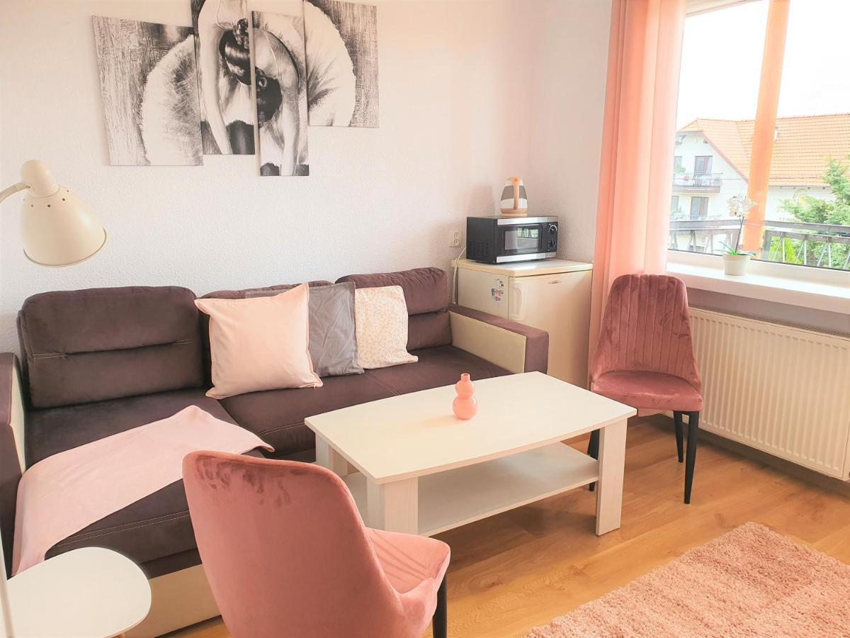 Dom Goscinny Marta - Pokoje, Apartamenty, Domki Krynica Morska Εξωτερικό φωτογραφία