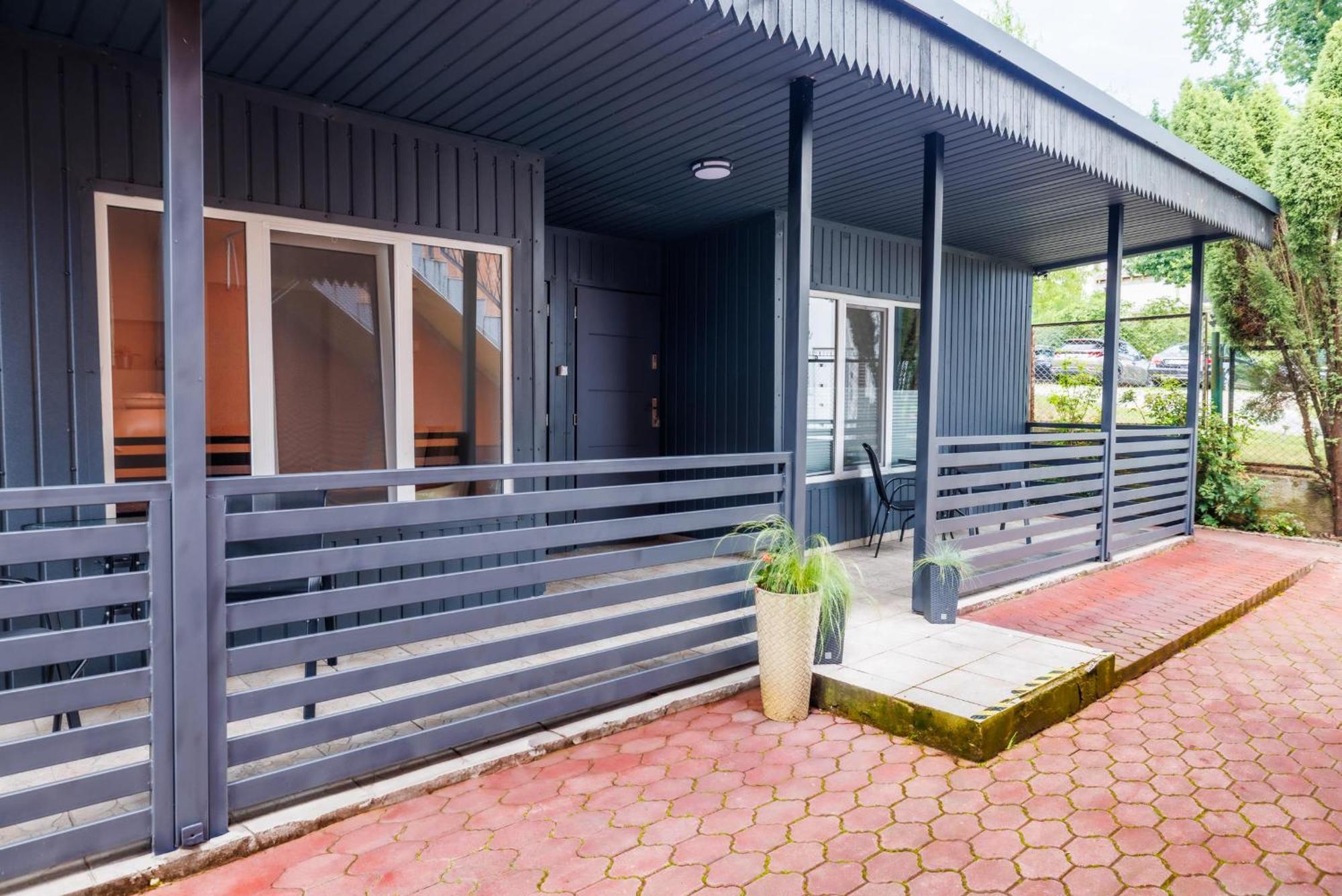 Dom Goscinny Marta - Pokoje, Apartamenty, Domki Krynica Morska Εξωτερικό φωτογραφία